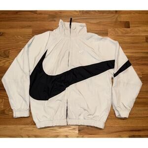 Nike Windbreaker Jacket Men’s Medium Gray Big Swoosh Logo Loose Fit Gym